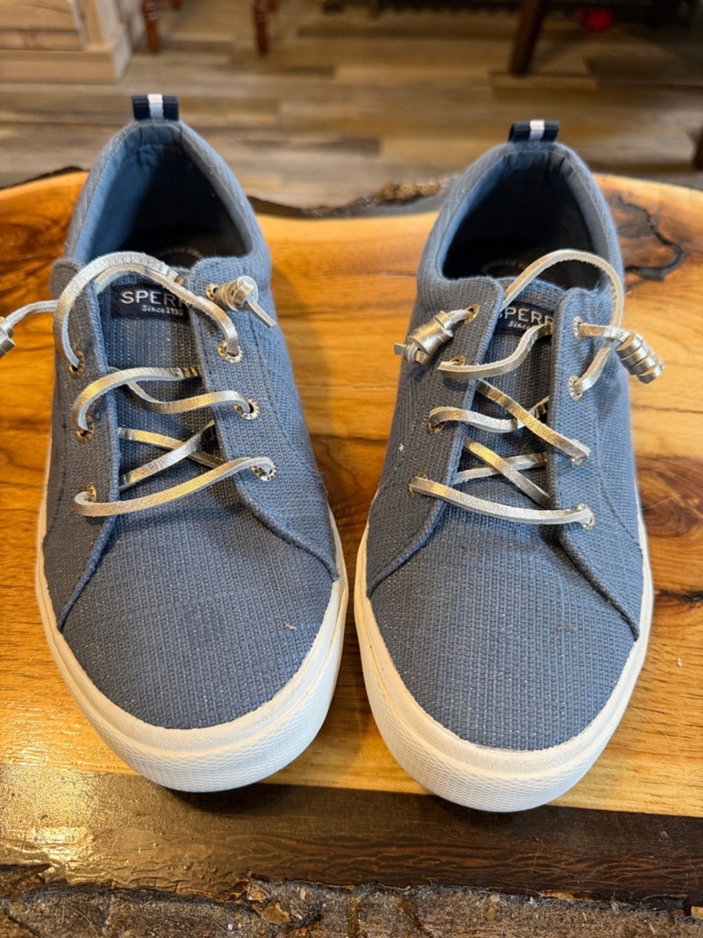 Sperry Slate Blue Canvas Lace-Up Sneakers W/sparkle size 8.5W